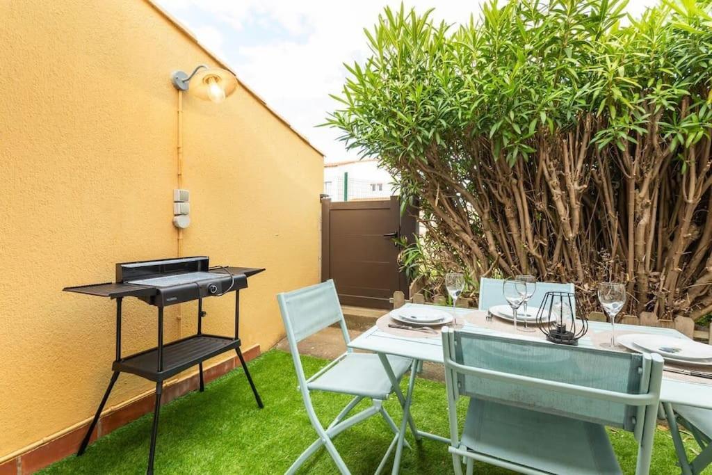Petite En Bord De Holiday home Agde